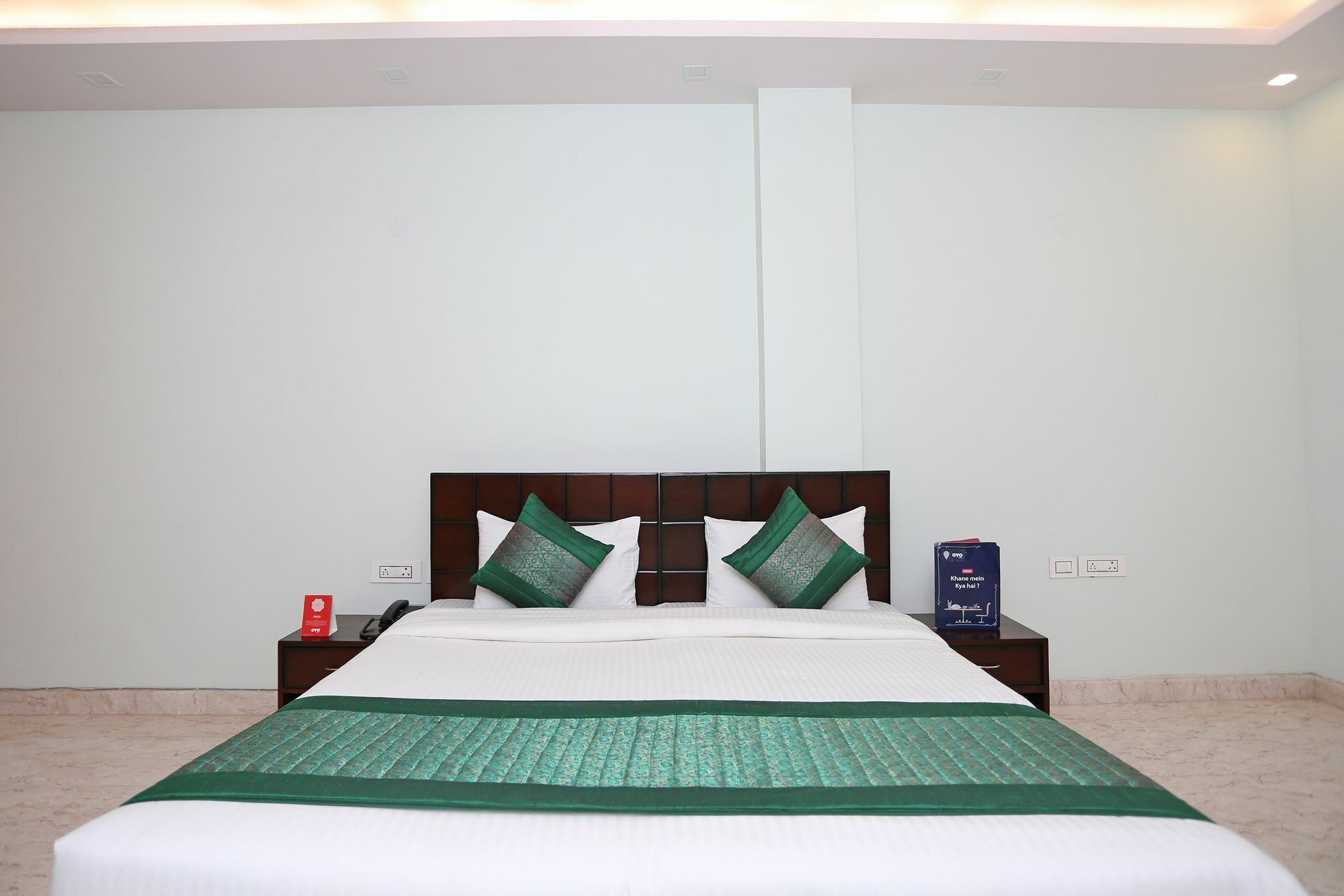 Oyo 9664 Sector 48 Hotel Гургаон Екстериор снимка